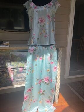 Vintage Oscar de la Renta Pajama Set